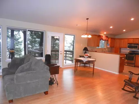 624 Sarma Dr, Shady Cove, OR 97539 photo 7