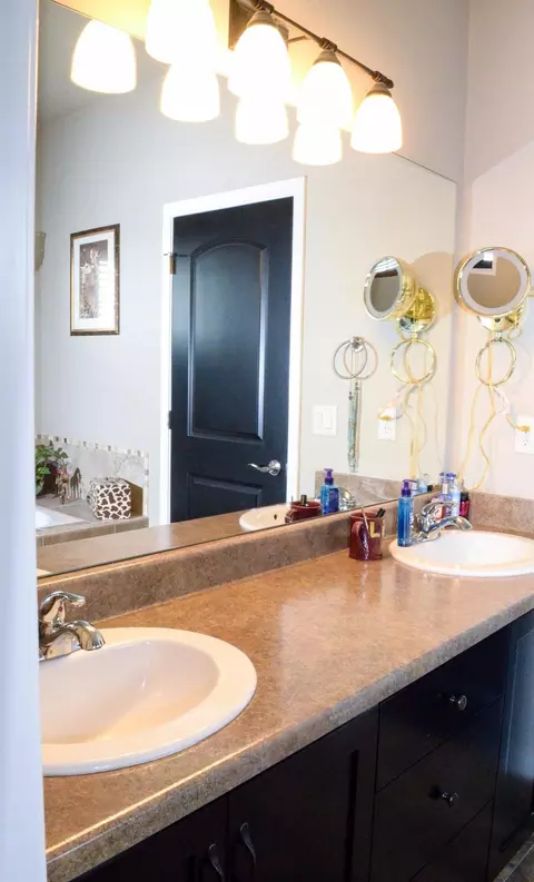 1056 Azure Way, Eagle Point, OR 97524 photo 10