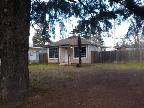 142 Kelso St, Eagle Point, OR 97524 photo 1