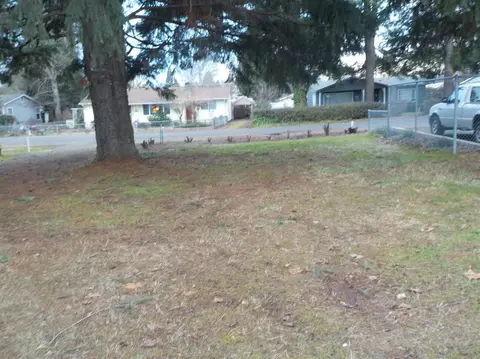 142 Kelso St, Eagle Point, OR 97524 photo 17