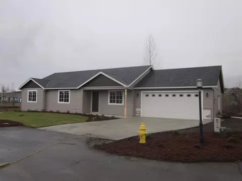 142 Dianne Way, Eagle Point, OR 97524 photo 1