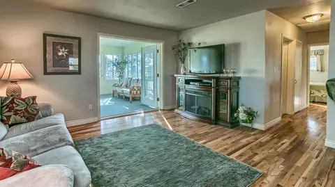 770 E Gregory Rd, Central Point, OR 97502 photo 10