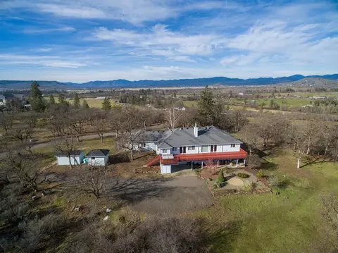 258 Sierra Dr, Eagle Point, OR 97524 photo 22