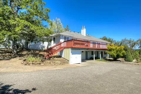 258 Sierra Dr, Eagle Point, OR 97524 photo 6