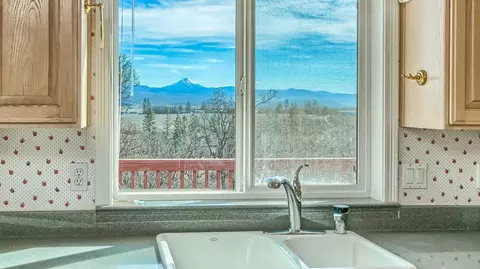 258 Sierra Dr, Eagle Point, OR 97524 photo 11