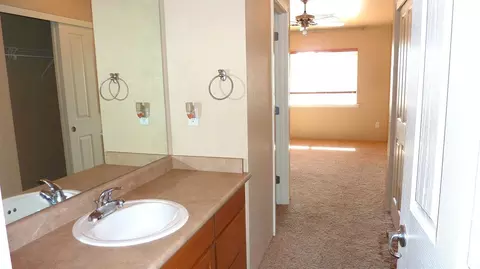 342 Live Oak Loop, Central Point, OR 97502 photo 11
