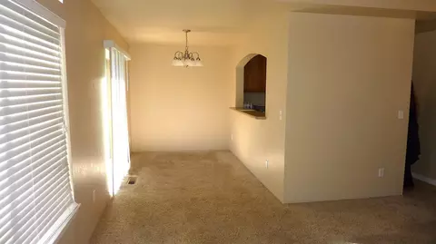 342 Live Oak Loop, Central Point, OR 97502 photo 5