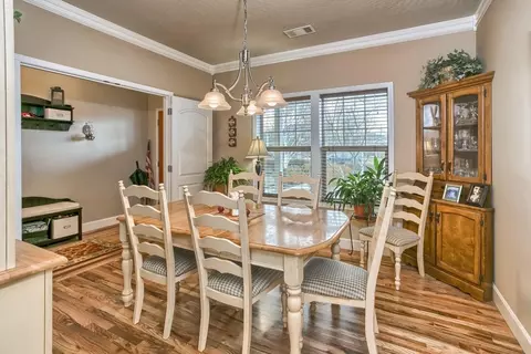 1119 Arrowhead Trl, Eagle Point, OR 97524 photo 9