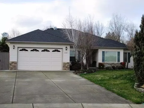 849 Meadowbrook Dr, Central Point, OR 97502 photo 1