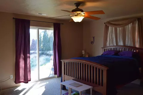 421 Merlee Cir, Eagle Point, OR 97524 photo 16