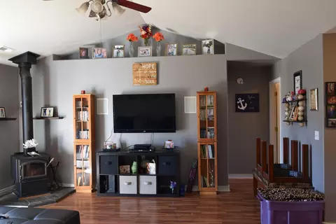 421 Merlee Cir, Eagle Point, OR 97524 photo 15