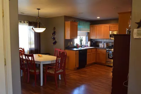 421 Merlee Cir, Eagle Point, OR 97524 photo 11