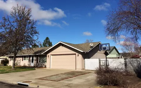 999 Forest Glen Dr, Central Point, OR 97502 photo 30