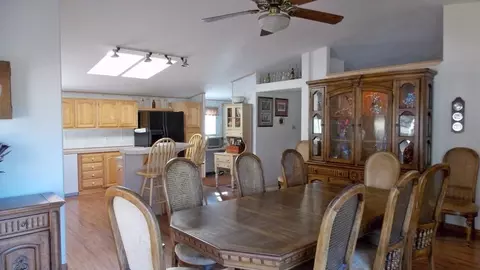 1894 S Obenchain Rd, Eagle Point, OR 97524 photo 3