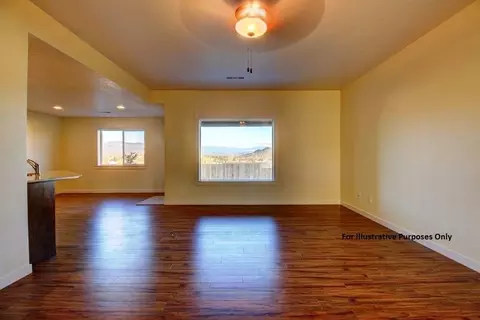 520 N N Hts, Eagle Point, OR 97524 photo 4