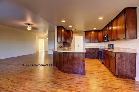 520 N N Hts, Eagle Point, OR 97524 photo 8