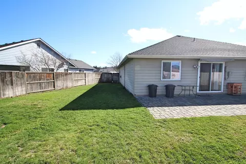 717 Mountain Ave, Central Point, OR 97502 photo 16