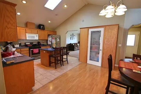 717 Mountain Ave, Central Point, OR 97502 photo 7