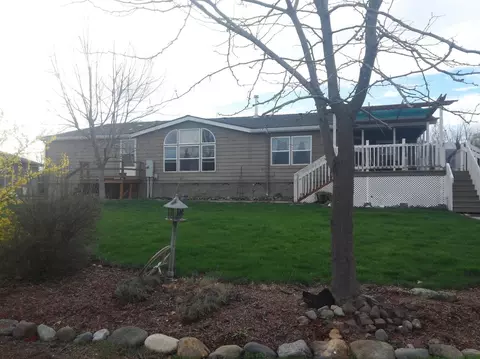 1742 Eagle Heights Dr, Eagle Point, OR 97524 photo 1