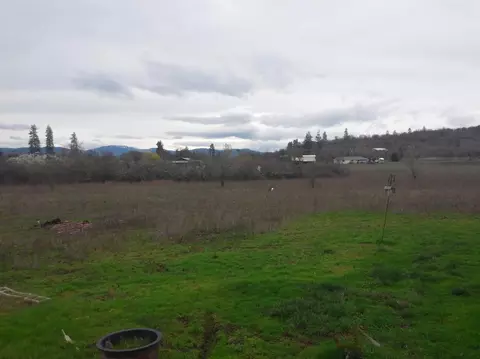 1742 Eagle Heights Dr, Eagle Point, OR 97524 photo 25