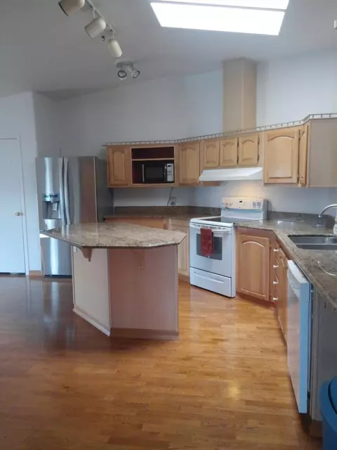 1742 Eagle Heights Dr, Eagle Point, OR 97524 photo 2
