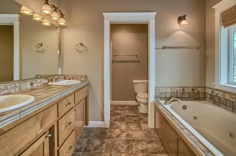 24 Morel Ct, Eagle Point, OR 97524 photo 22