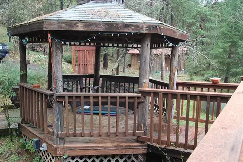 411 Green Tree Loop, Grants Pass, OR 97527 photo 21