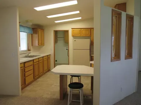 1581 Summit Loop, Grants Pass, OR 97527 photo 5