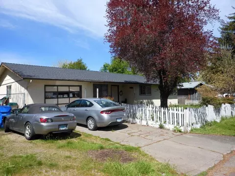 346 S Buchanan Ave, Eagle Point, OR 97524 photo 1