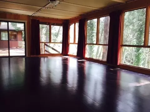 1821 Cedar Flt, Williams, OR 97544 photo 3