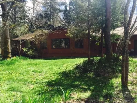 1821 Cedar Flt, Williams, OR 97544 photo 2