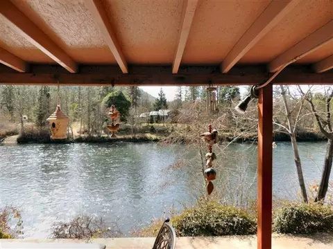 24500 Highway 62, Trail, OR 97541 photo 8