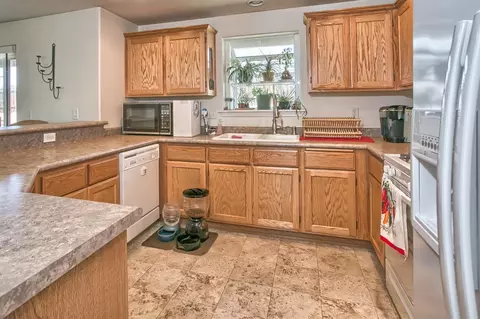37 Eagle View Dr, Eagle Point, OR 97524 photo 12