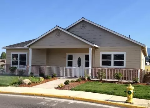 134 Suncrest Rd, Talent, OR 97540 photo 1