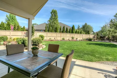 9 Aspen Ct, Eagle Point, OR 97524 photo 7