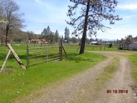 260 Long Branch Rd, Eagle Point, OR 97524 photo 21