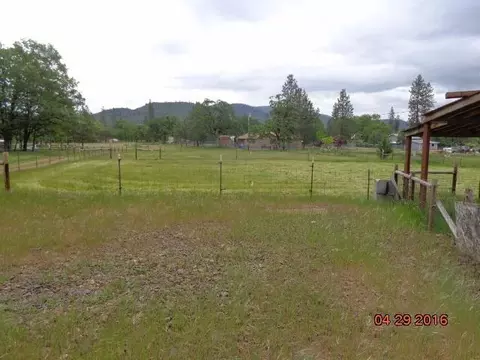 260 Long Branch Rd, Eagle Point, OR 97524 photo 30