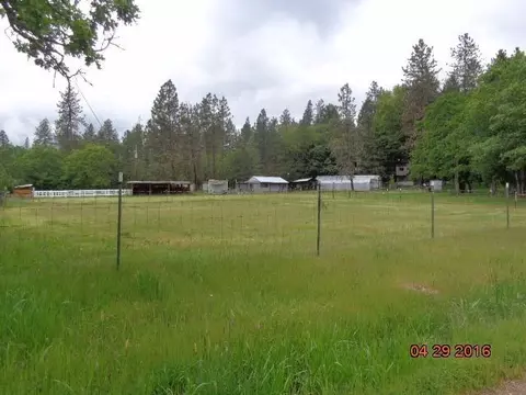 260 Long Branch Rd, Eagle Point, OR 97524 photo 22