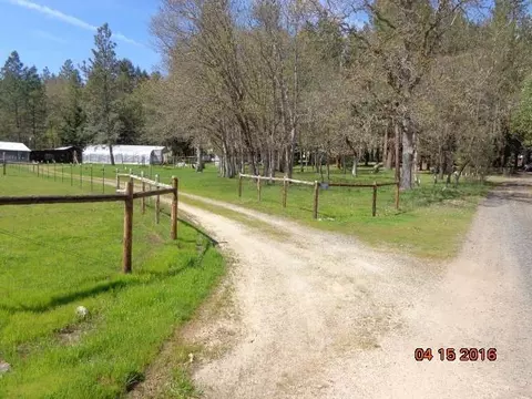 260 Long Branch Rd, Eagle Point, OR 97524 photo 16