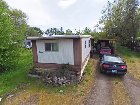 175 Gibbon Rd, Central Point, OR 97502 photo 1