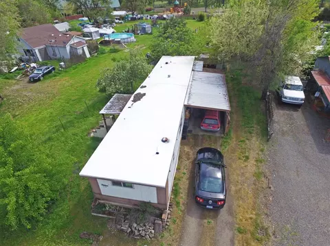 175 Gibbon Rd, Central Point, OR 97502 photo 2