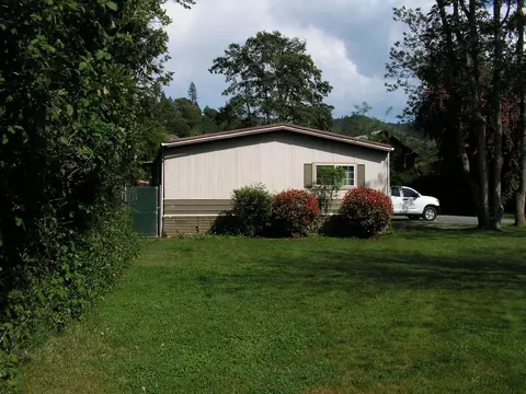 608 Pine St, Rogue River, OR 97537 photo 10