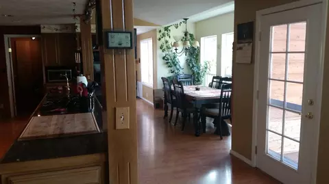 17515 Hwy 62, Eagle Point, OR 97524 photo 4
