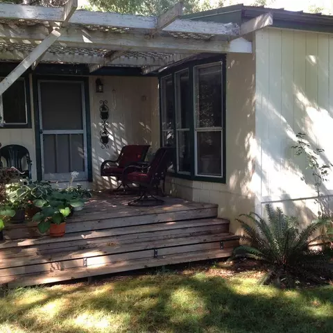441 Kinnikinnick Rd, O'brien, OR 97534 photo 3