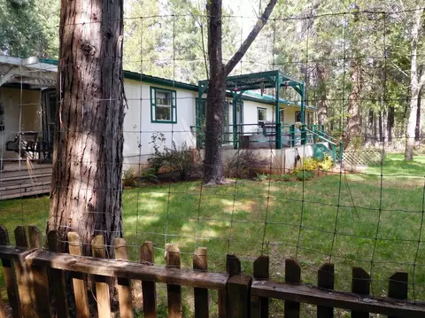 441 Kinnikinnick Rd, O'brien, OR 97534 photo 5