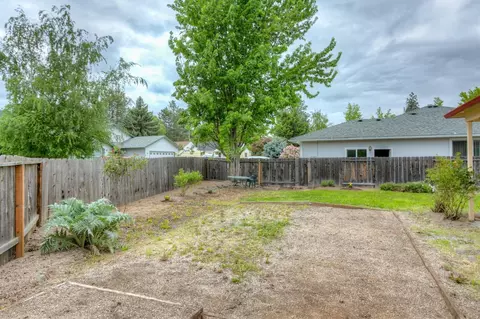 230 Jared Ct, Phoenix, OR 97535 photo 21