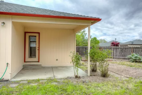 230 Jared Ct, Phoenix, OR 97535 photo 19