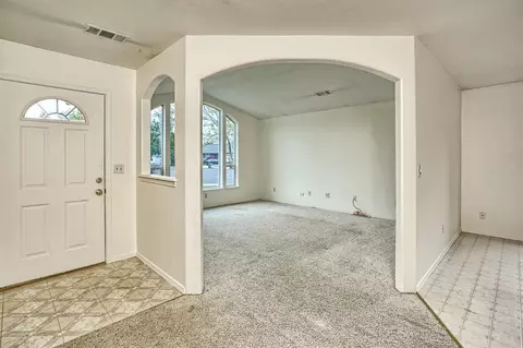 230 Jared Ct, Phoenix, OR 97535 photo 4