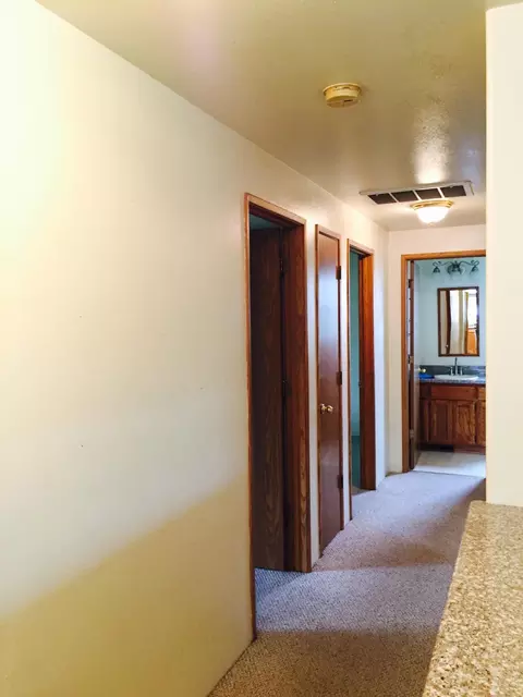 239 W Gregory Rd, Central Point, OR 97502 photo 12