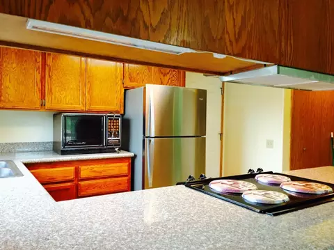 239 W Gregory Rd, Central Point, OR 97502 photo 5